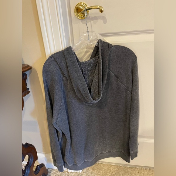 American Eagle hand-embroidered pine tree Sweatshirt - Picture 4 of 4